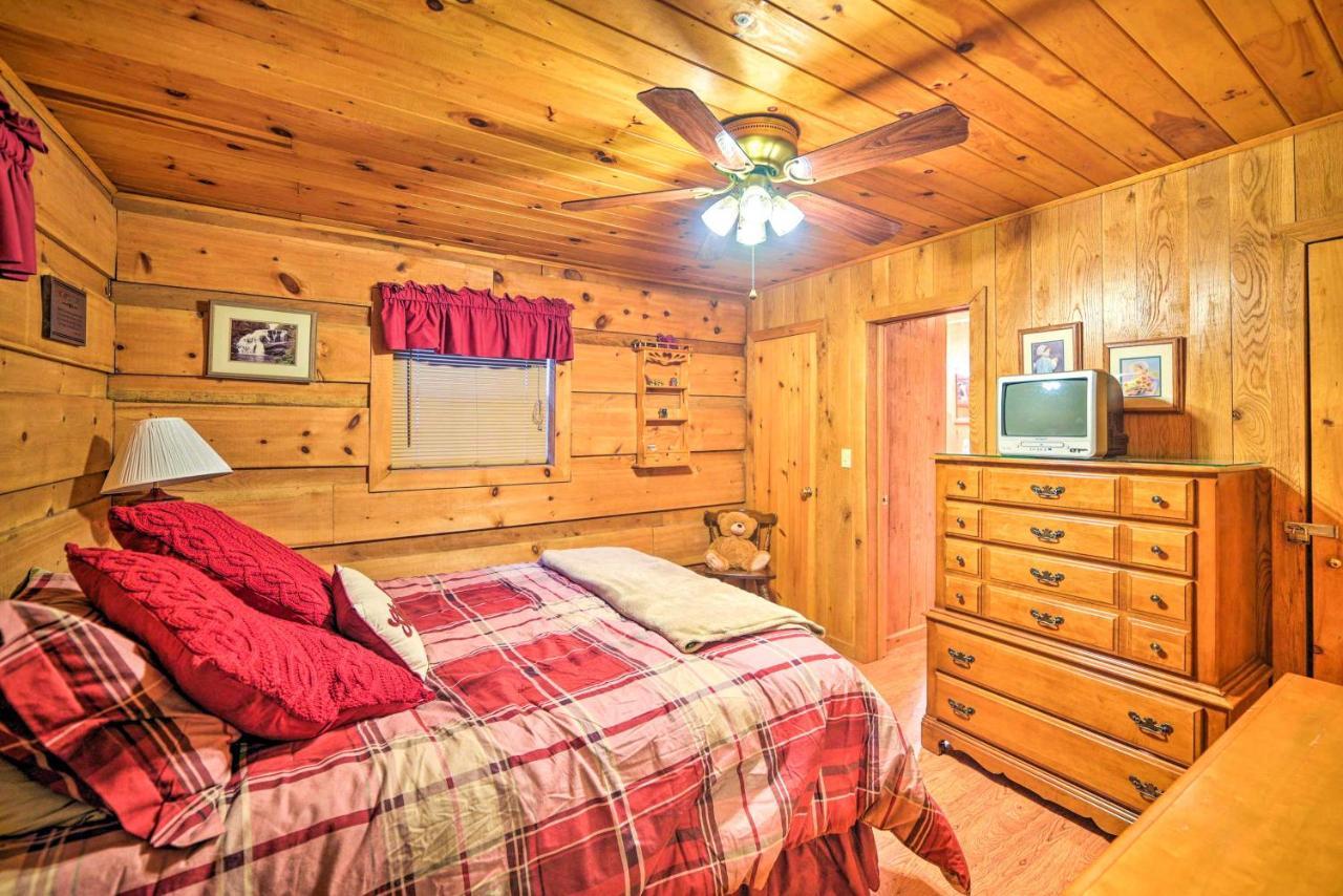 Cozy Tellico Plains Cabin With Large Mountain Creek! 외부 사진