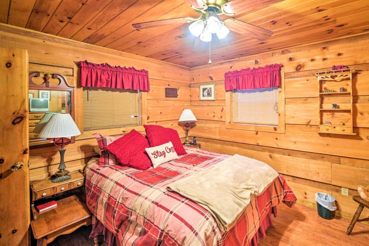 Cozy Tellico Plains Cabin With Large Mountain Creek! 외부 사진